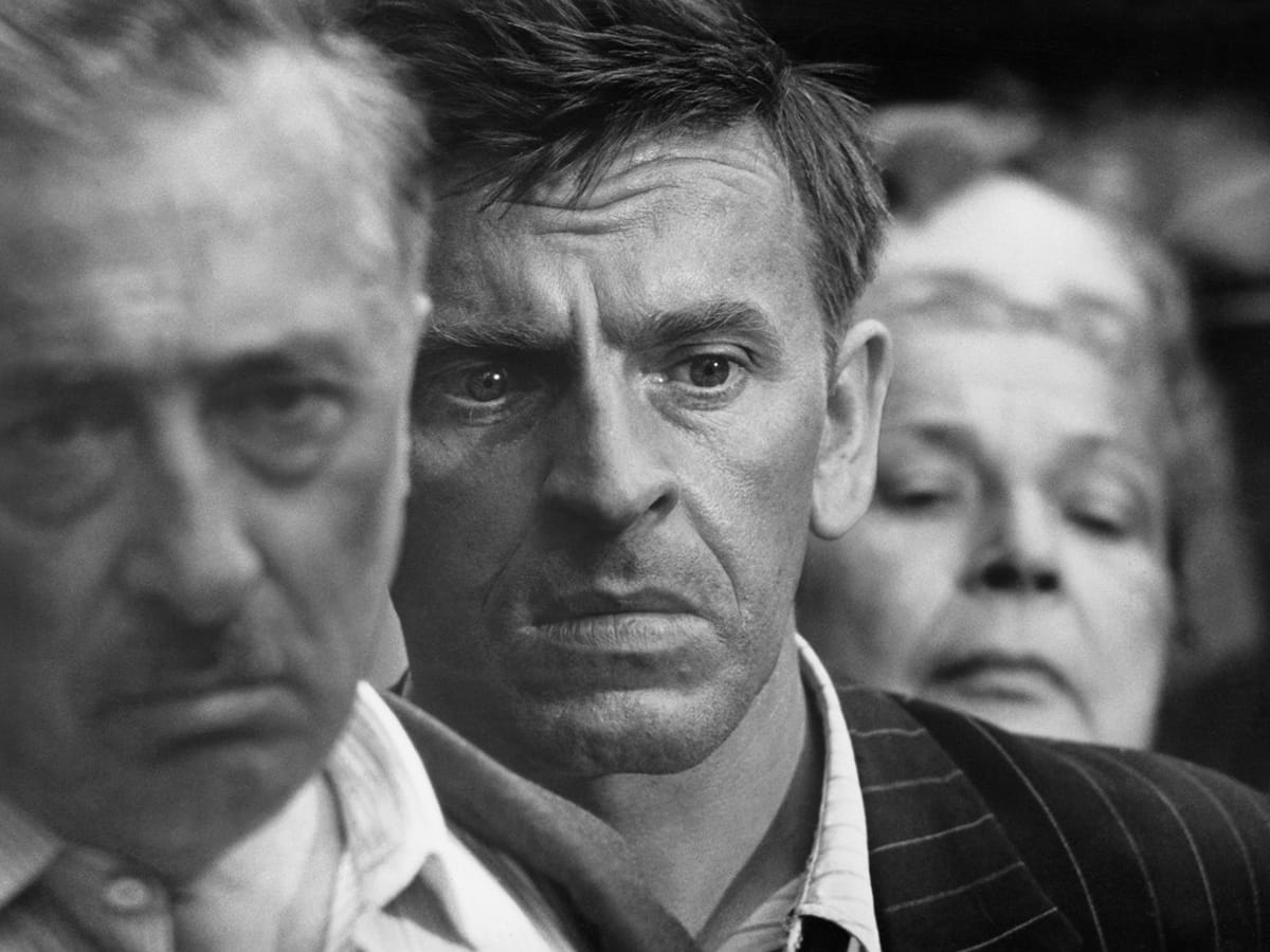 THE SHOP ON MAIN STREET (Czechoslovakia, 1965)